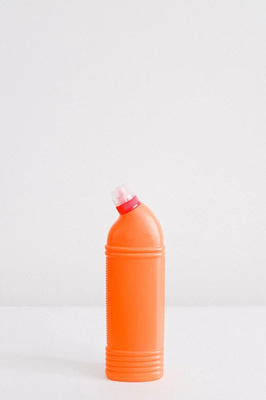 Limpiador para baños; fotografía ilustrativa